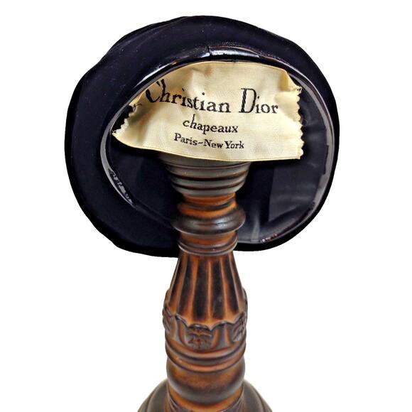 Vintage 1950s Designer Christian Dior Chapeaux Black Velvet Hat Cap w Topper main image 4